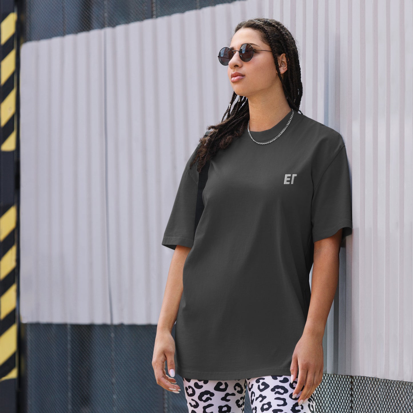 Oversized Basic Logo Tee